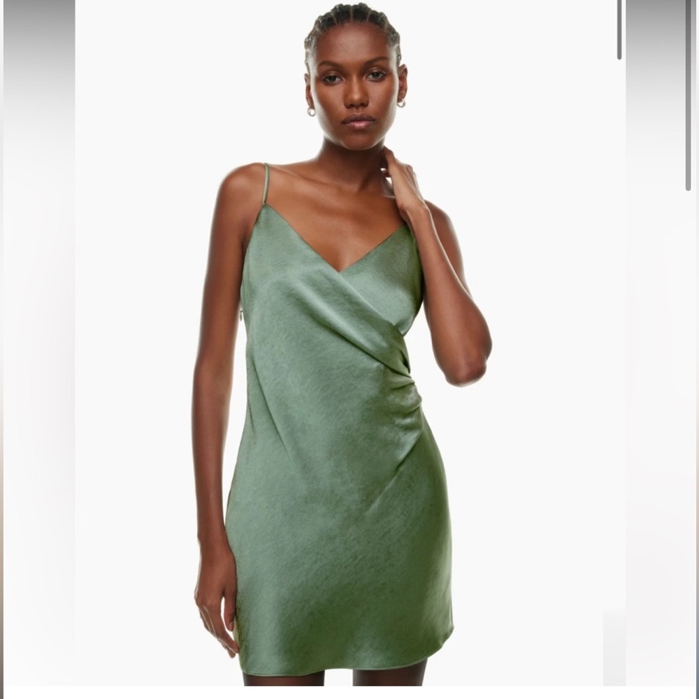 Aritzia Wilfred Scenery Sage Green Dress